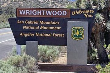 Wrightwood Village Foundation Installs New Welcome Sign on Highway 2